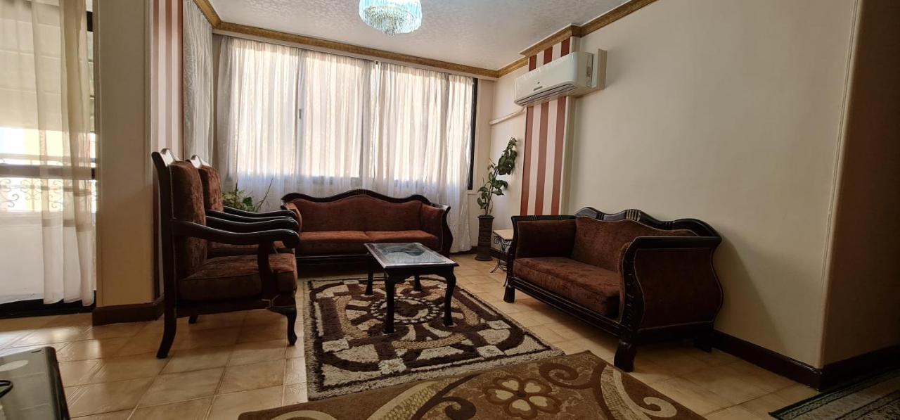 Comfy 3 Bedrooms Apartment In Cairo 87 Eksteriør billede